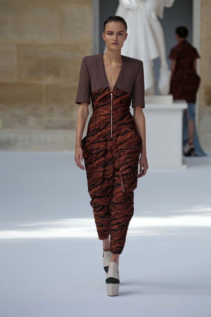© PETER STIGTER HAUTE COUTURE FW15 ILJA VISSER PARIJS